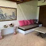 Maria Villa *